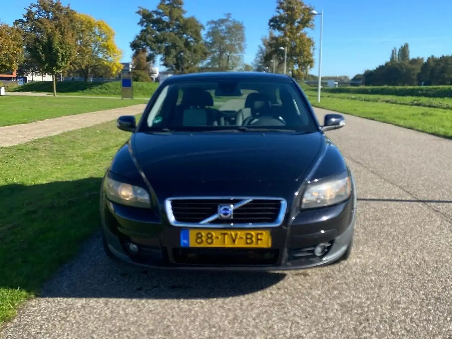 Volvo C30 C30 1.8 Momentum Zwart - 2