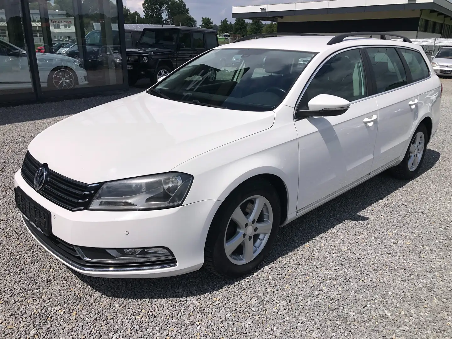 Volkswagen Passat Variant 2.0 TDI Comfortline BMT Variant*2.Hand* Weiß - 1