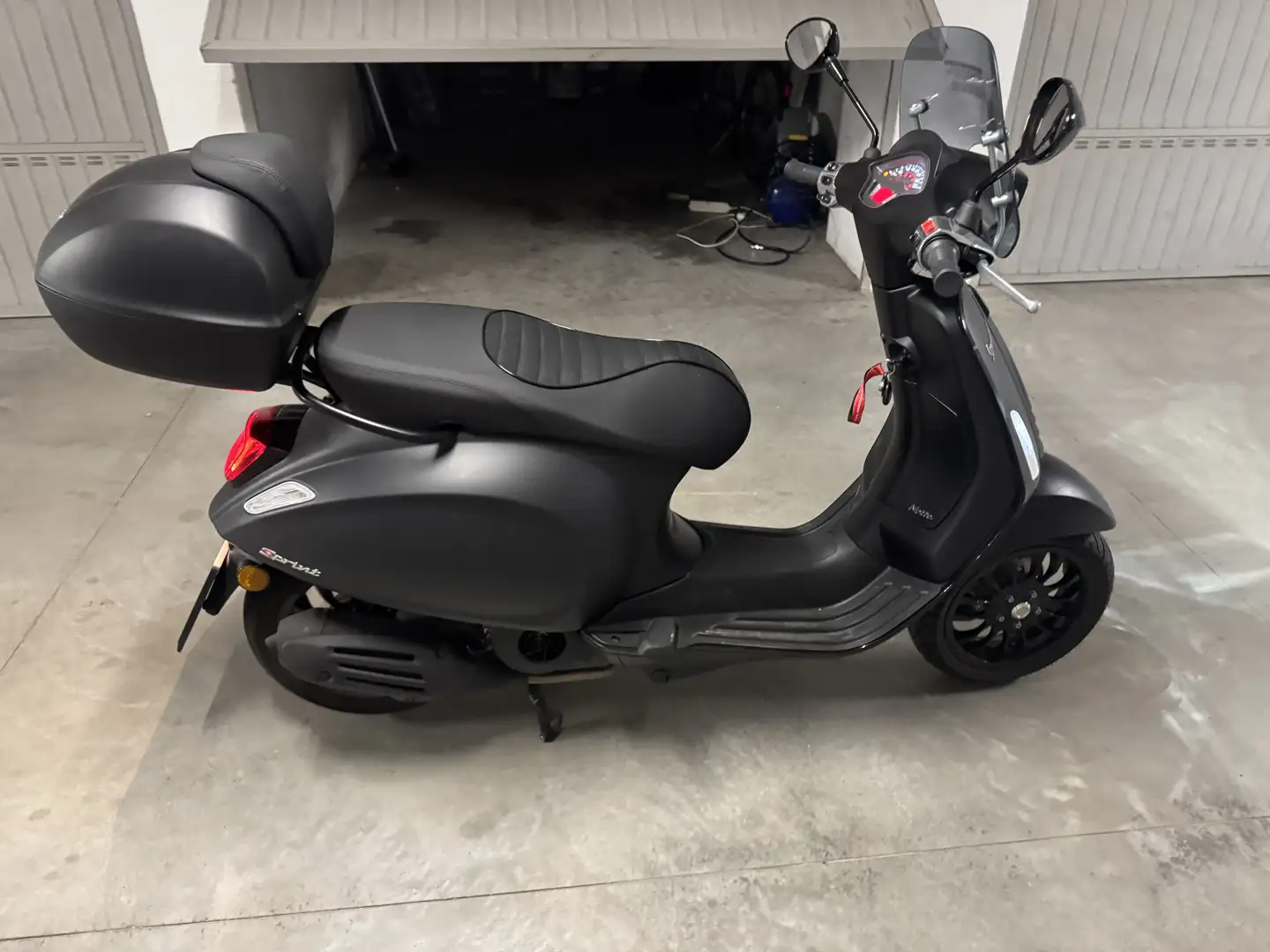 Piaggio Sprint Vespa Sprint 125 - 2