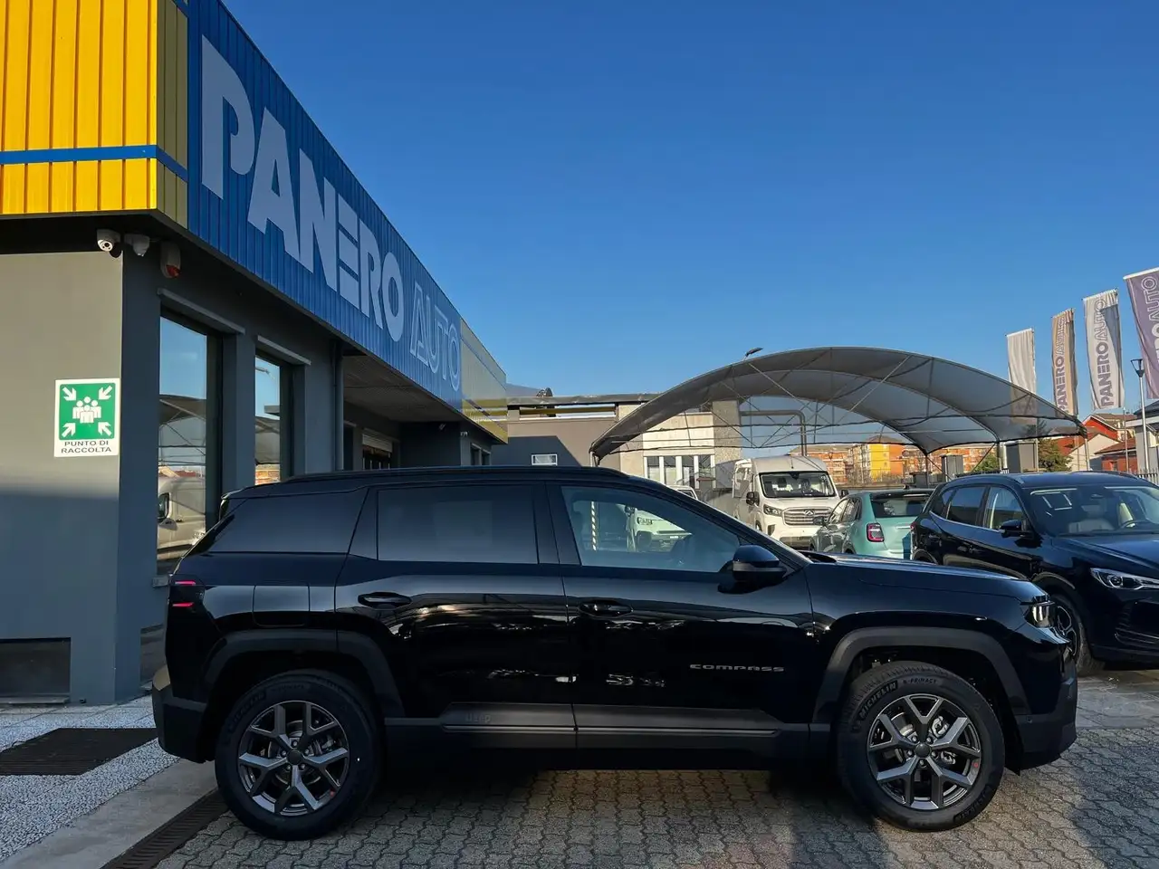 Jeep Compass Compass 1.2 Turbo 48V e-Hybrid First Edition 3