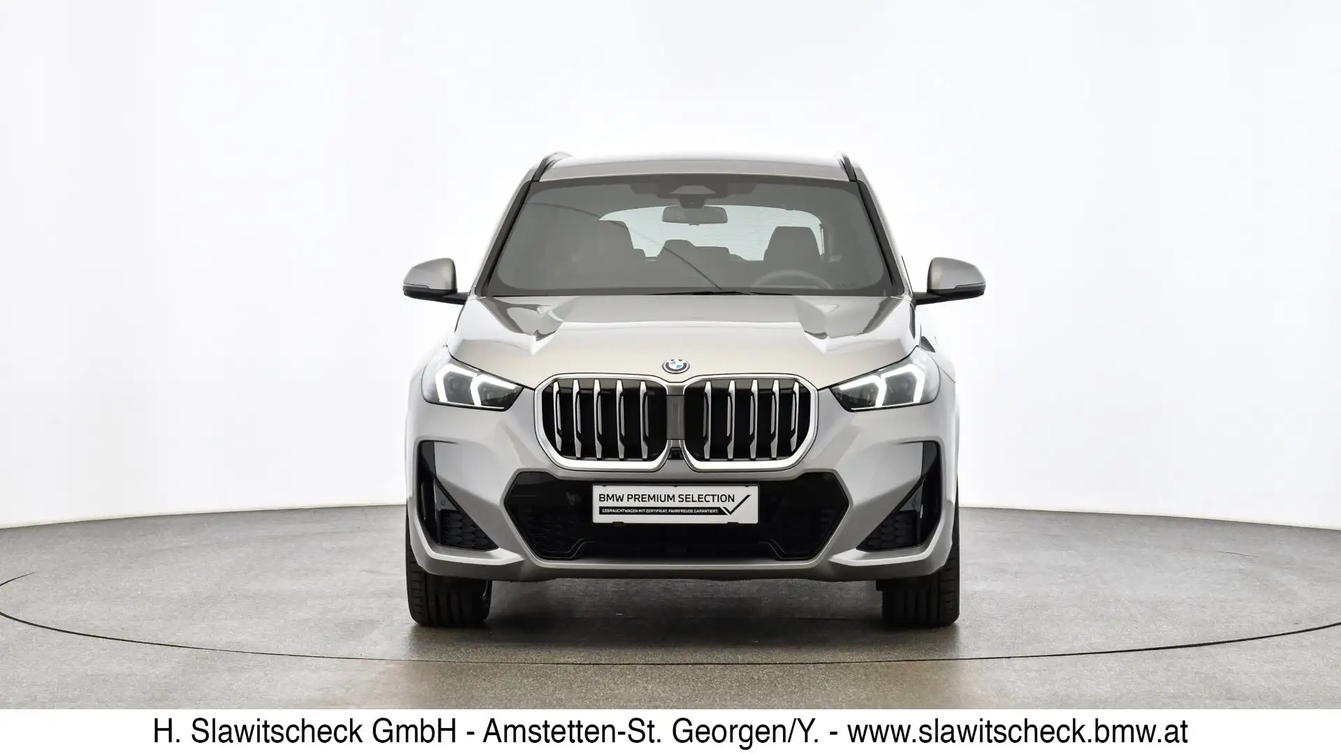 BMW X1 xDrive30e U11 Silber - 2