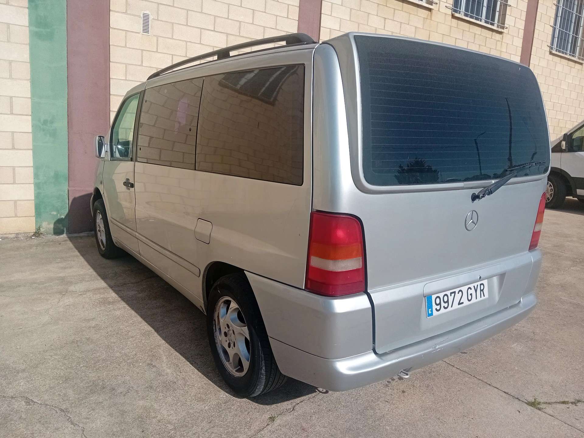 Mercedes-Benz Vito CDI Furgón 112 - foto 1