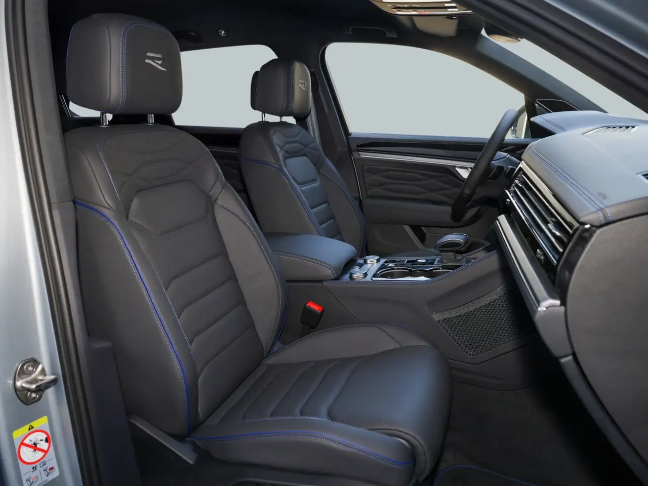 Volkswagen Touareg R Plug-In +TAGESZULASSUNG+0,5 STEUER+WINTE 11