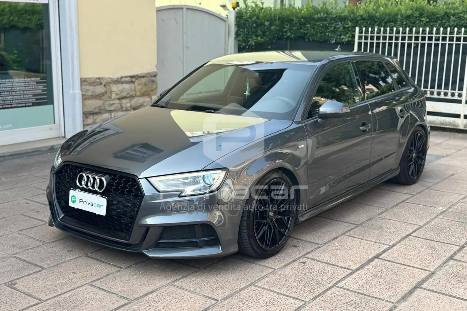 Audi A3 A3 SPB 1.6 TDI 116 CV Sport Plateado - 1