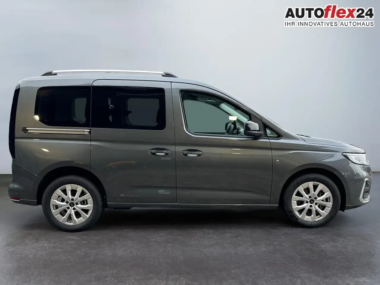 Ford Tourneo Connect Titanium 2.0 EB AT LED Scheinwerfer Anhängerkup... 8