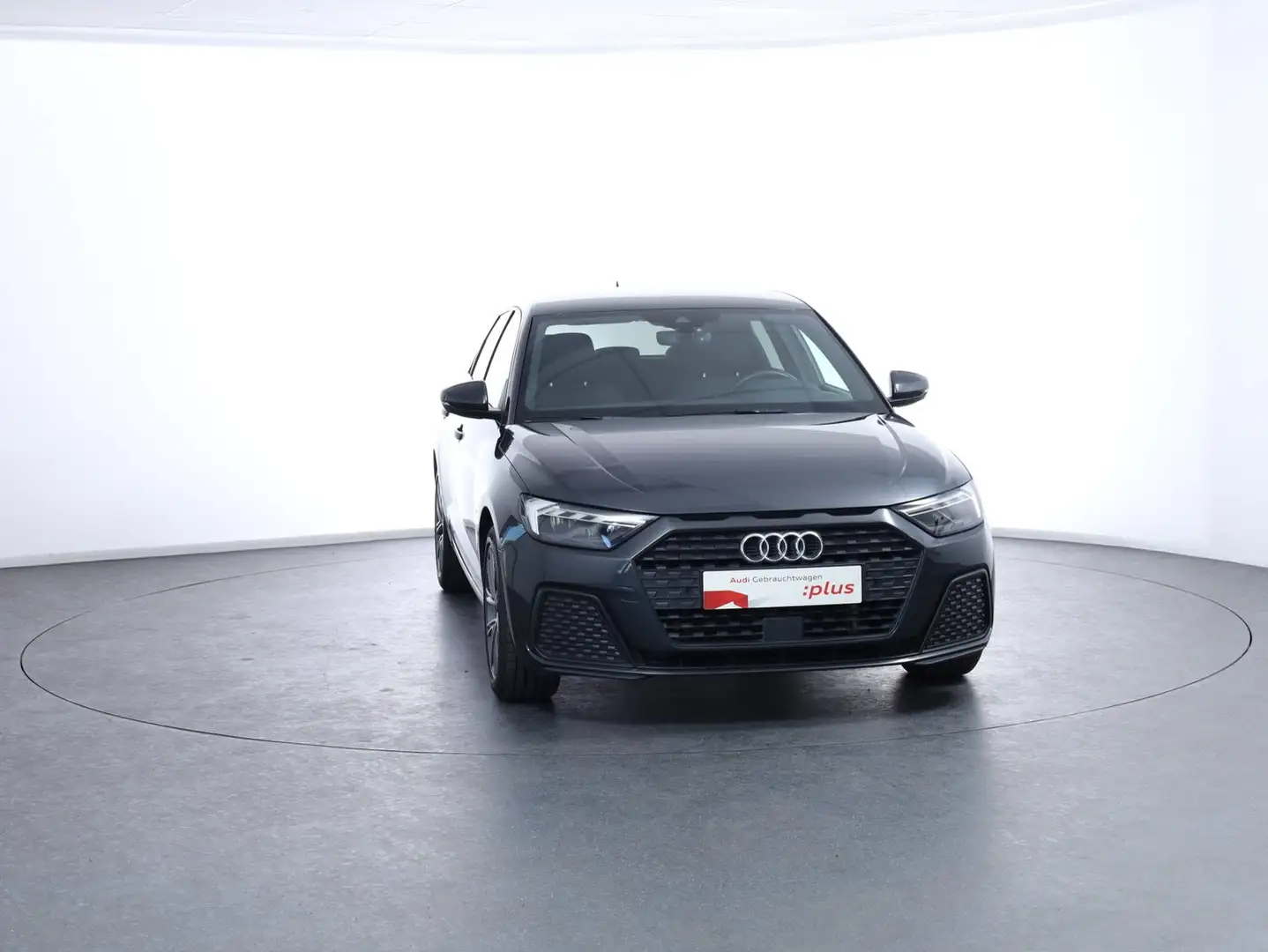 Audi A1 25 TFSI intense Grau - 2