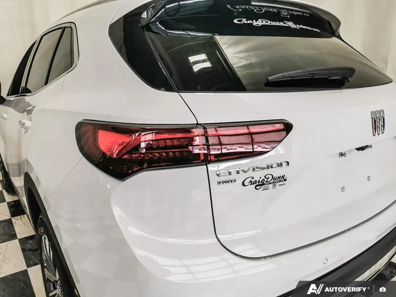 Buick Envision снимка Buick Envision