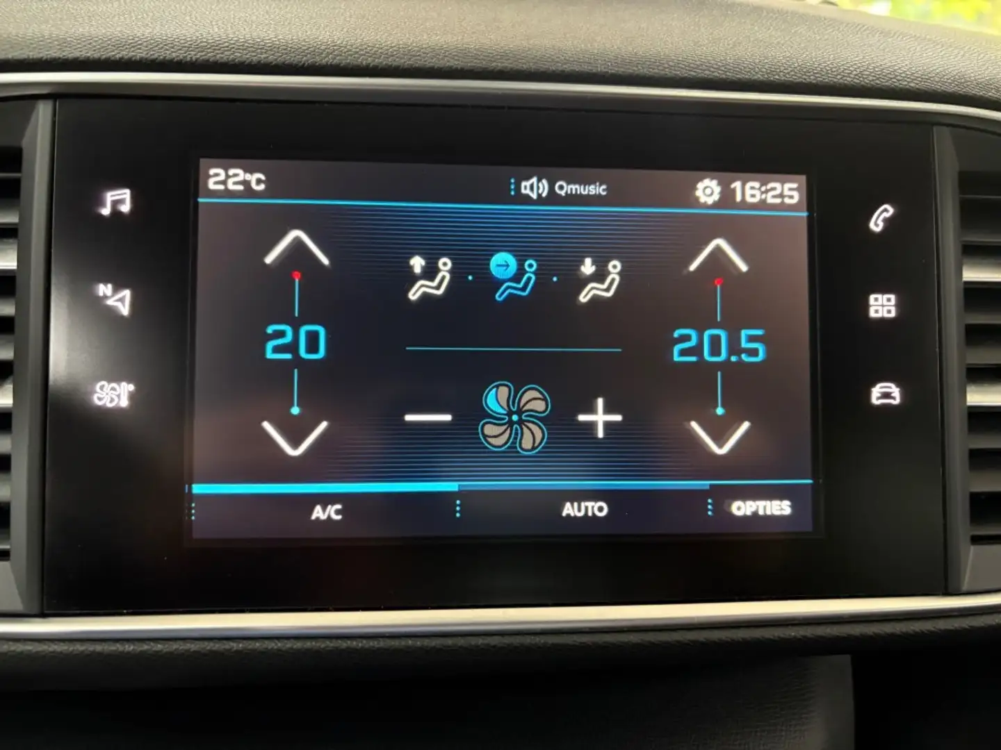 Peugeot 308 1.2 ECC CLIMATRONIC CRUISE LED PDC USB Grijs - 2