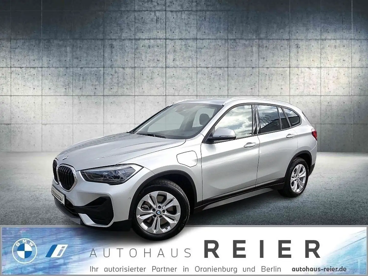 BMW X1 xDrive25e Navi-Plus,Head-Up,HiFi,LED,RFK,Shzg Gris - 1