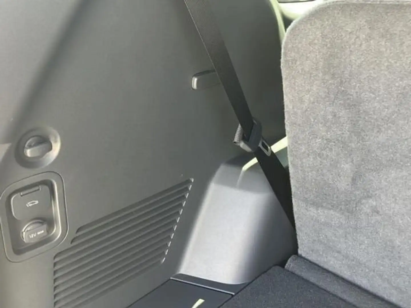 Kia EV9 GT-Line Launch Edition 99kWh 283 kW / 385 CV - 2