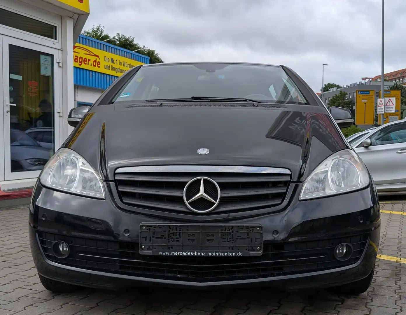 Mercedes-Benz A 180 *2Hd*5-Trg*Shz*2xPdc*Klima*Tüv12.25* Schwarz - 2