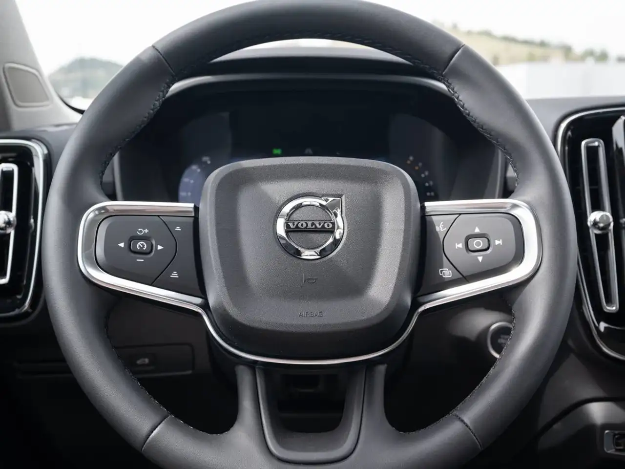 Volvo XC40 снимка Volvo XC40