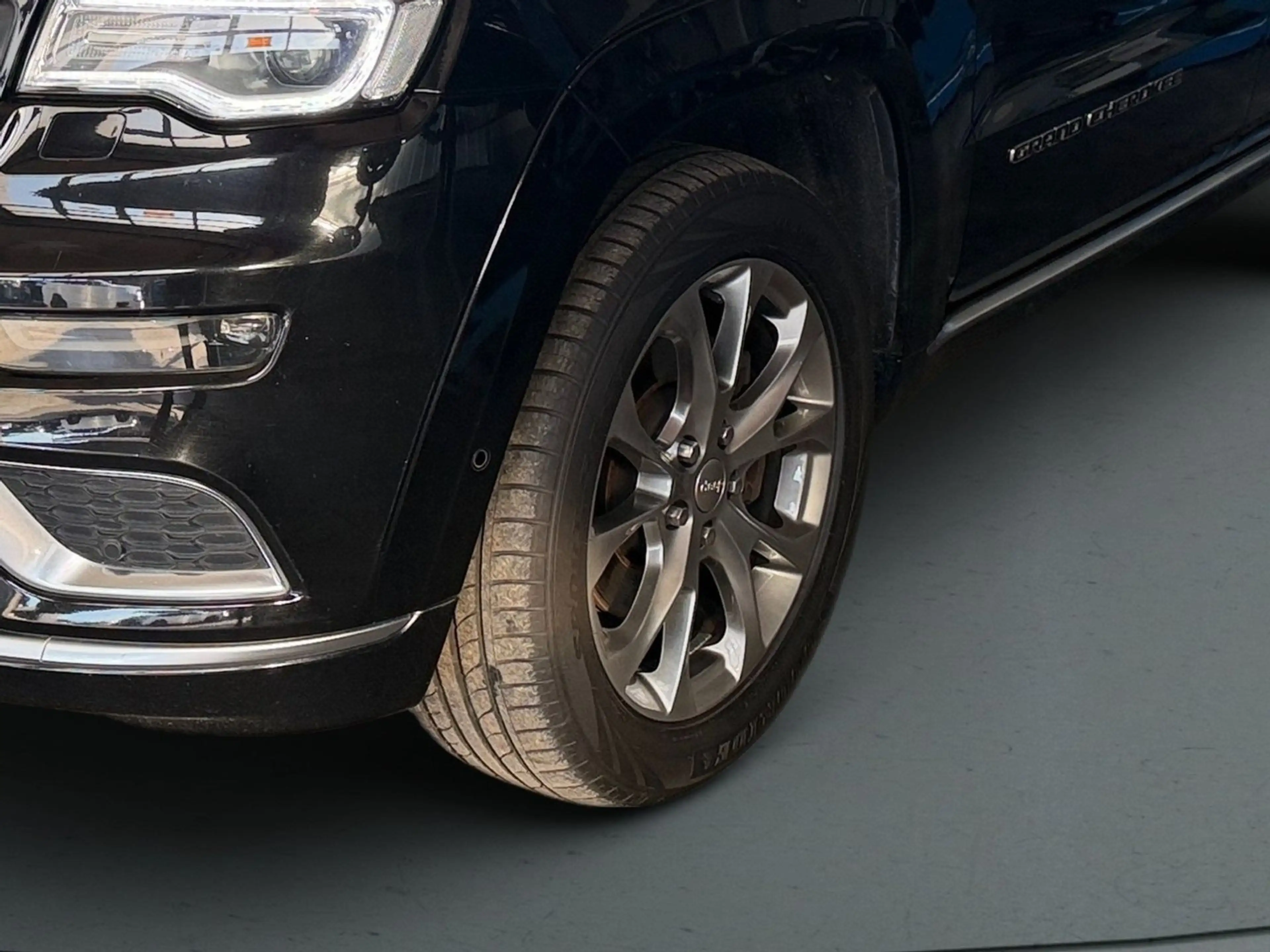 Jeep Grand Cherokee 3.0 CRD Summit — photo 6