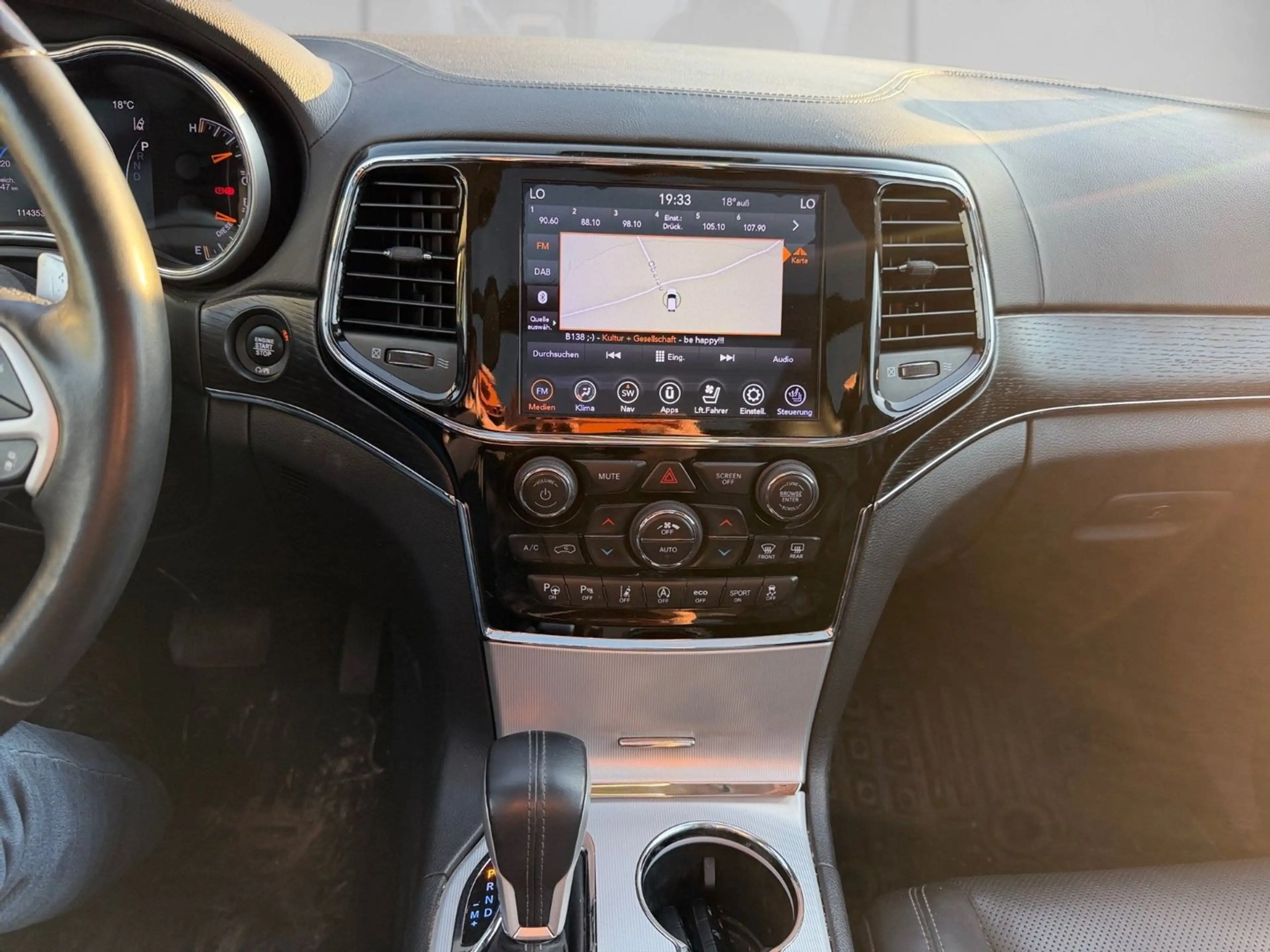 Jeep Grand Cherokee 3.0 CRD Summit — photo 9