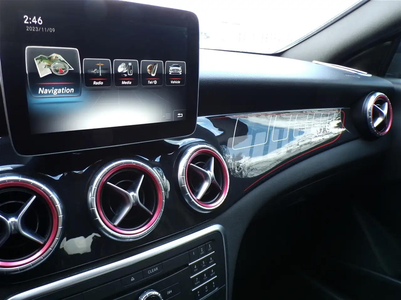 Mercedes-Benz CLA снимка Mercedes-Benz CLA