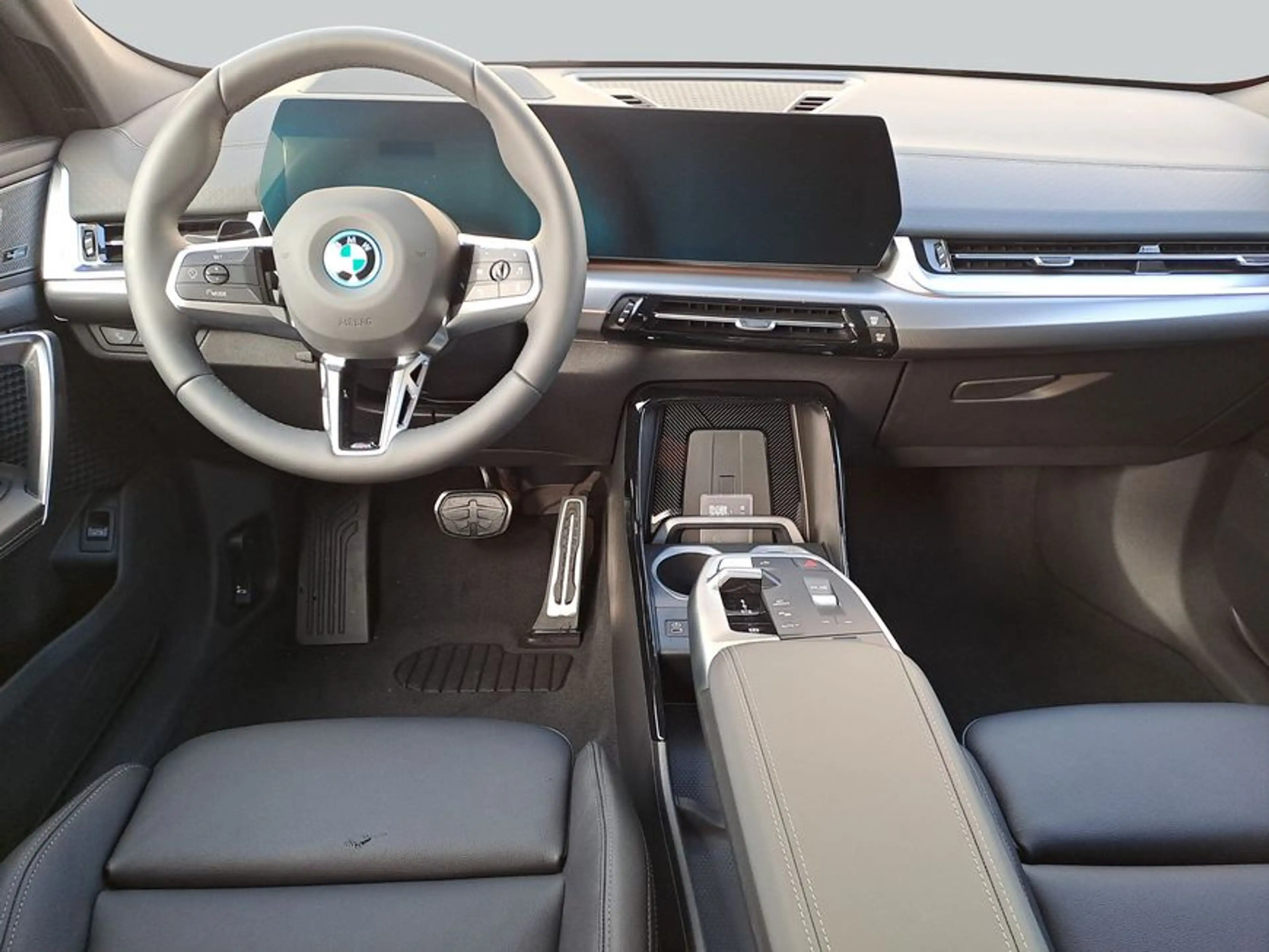 BMW iX2 xDrive30 225 kW, 5-türig (Strom) — photo 15