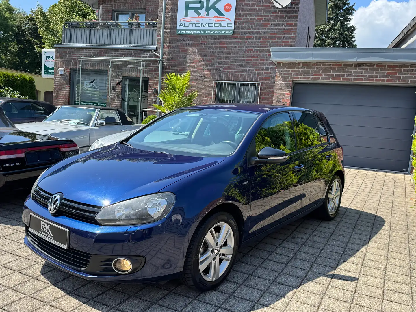 Volkswagen Golf 2.0 TDI DPF DSG MATCH Blau - 1
