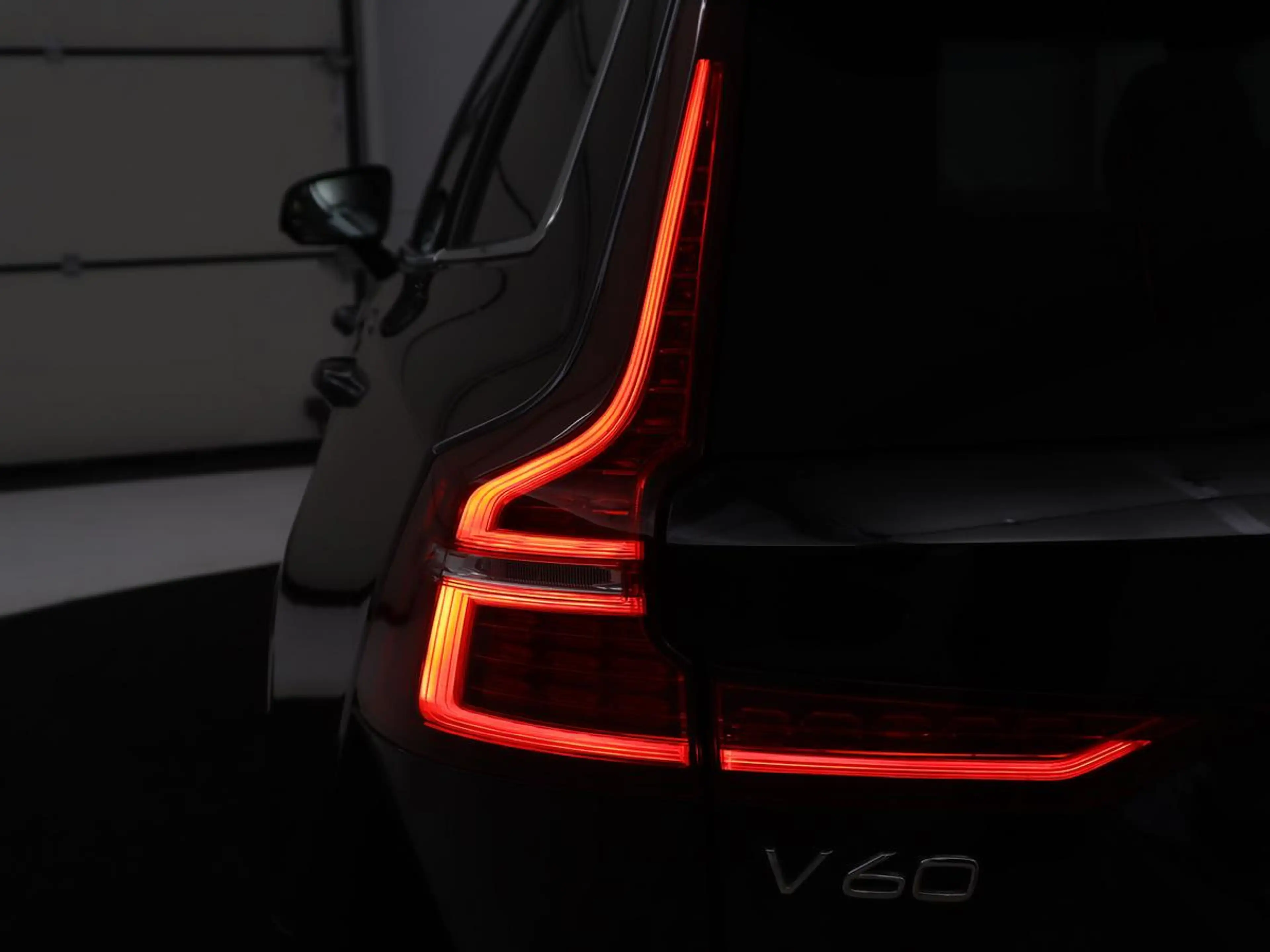 Volvo V60 2.0 T6 AWD Inscription 310PK Inscription | Bowers — photo 39