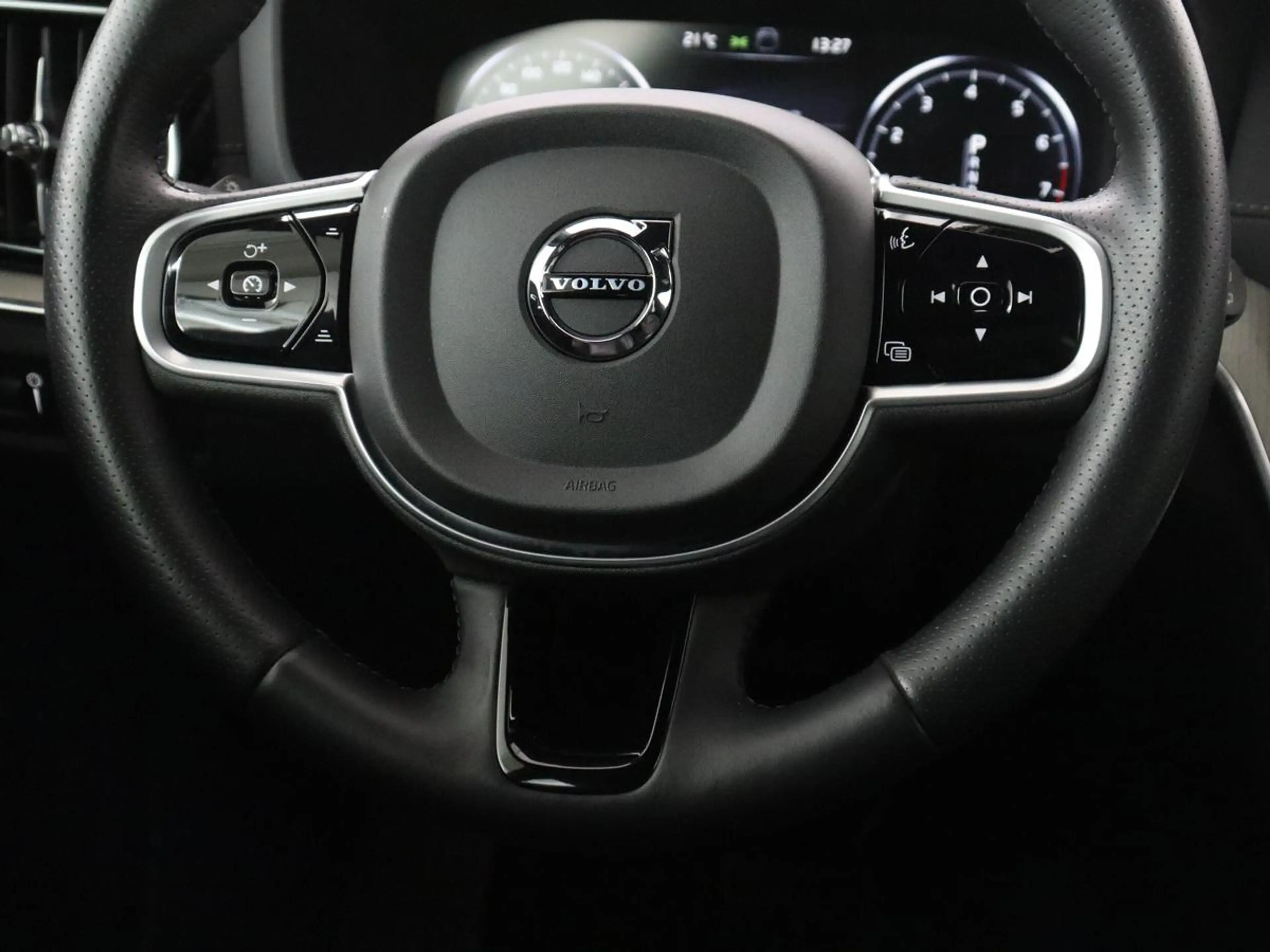 Volvo V60 2.0 T6 AWD Inscription 310PK Inscription | Bowers — photo 9