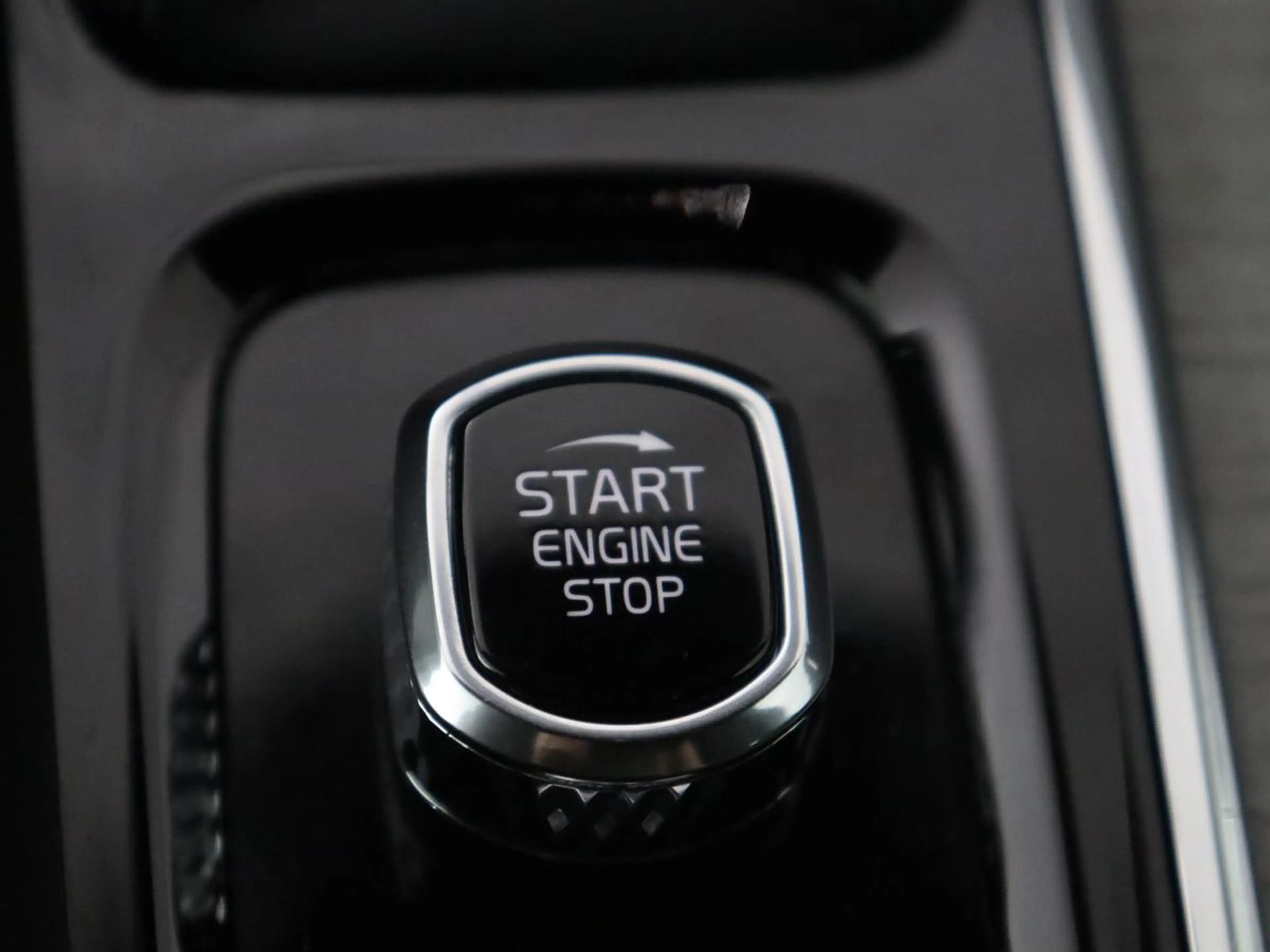 Volvo V60 2.0 T6 AWD Inscription 310PK Inscription | Bowers — photo 37