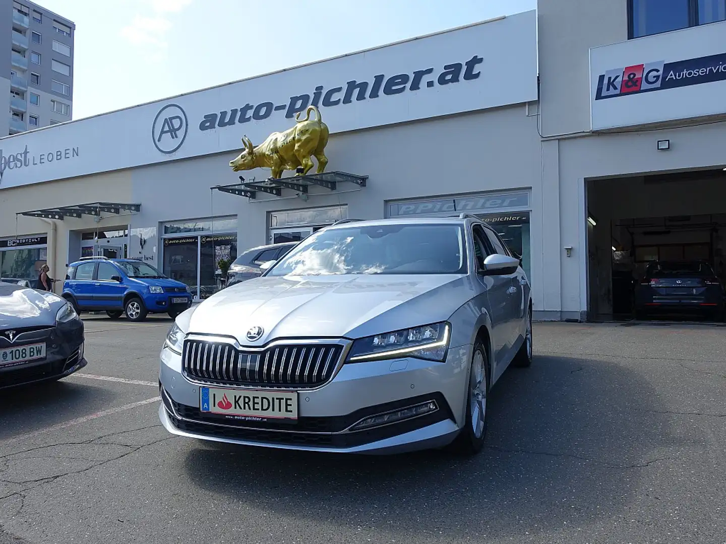Skoda Superb Kombi 2,0 TDI Style AHK,Pano-Dach,Voll-Leder uv... Zilver - 1