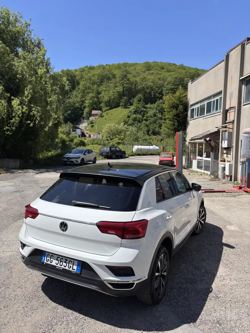 Volkswagen T-Roc 1.0 tsi Style 110cv - 2