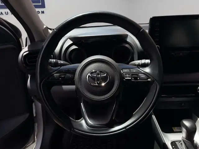 Toyota Yaris view 14