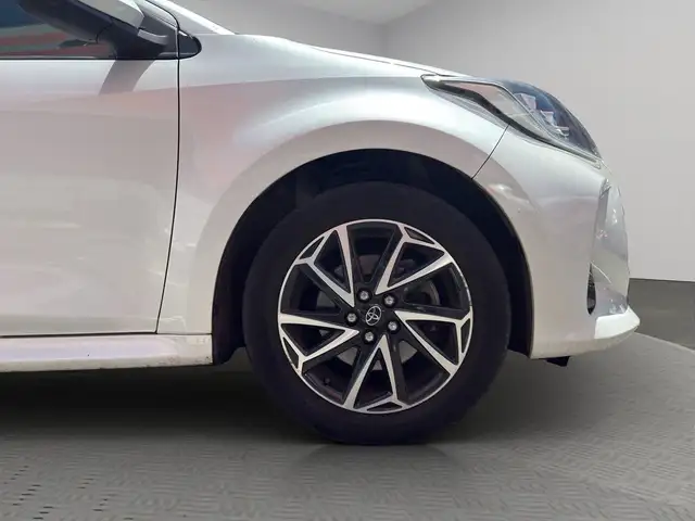 Toyota Yaris view 8