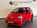 Toyota Aygo 1.0-12V Stuurbekrachtiging Nieuwe Apk Rood - thumbnail 1