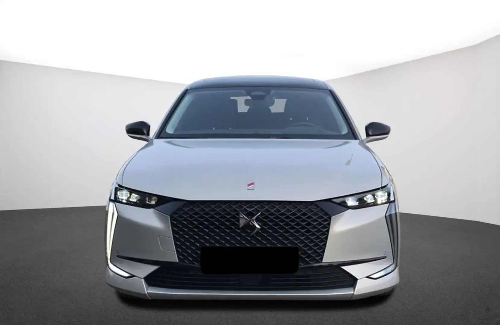 DS Automobiles DS 4 PureTech 130 Performance Line+ Grau - 2
