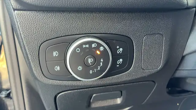 Ford Focus view 13