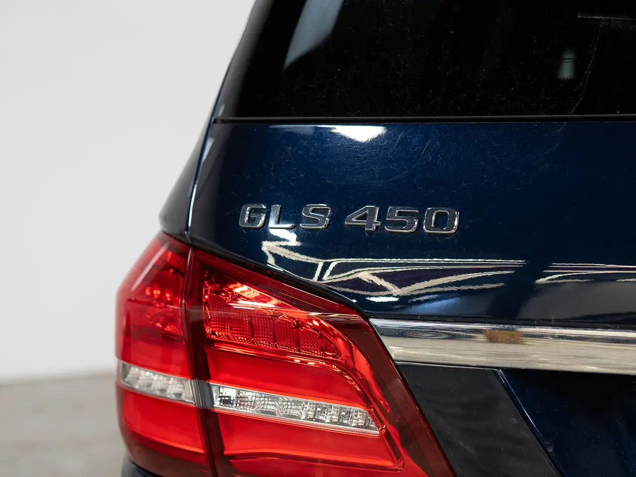 Mercedes-Benz GLS снимка Mercedes-Benz GLS