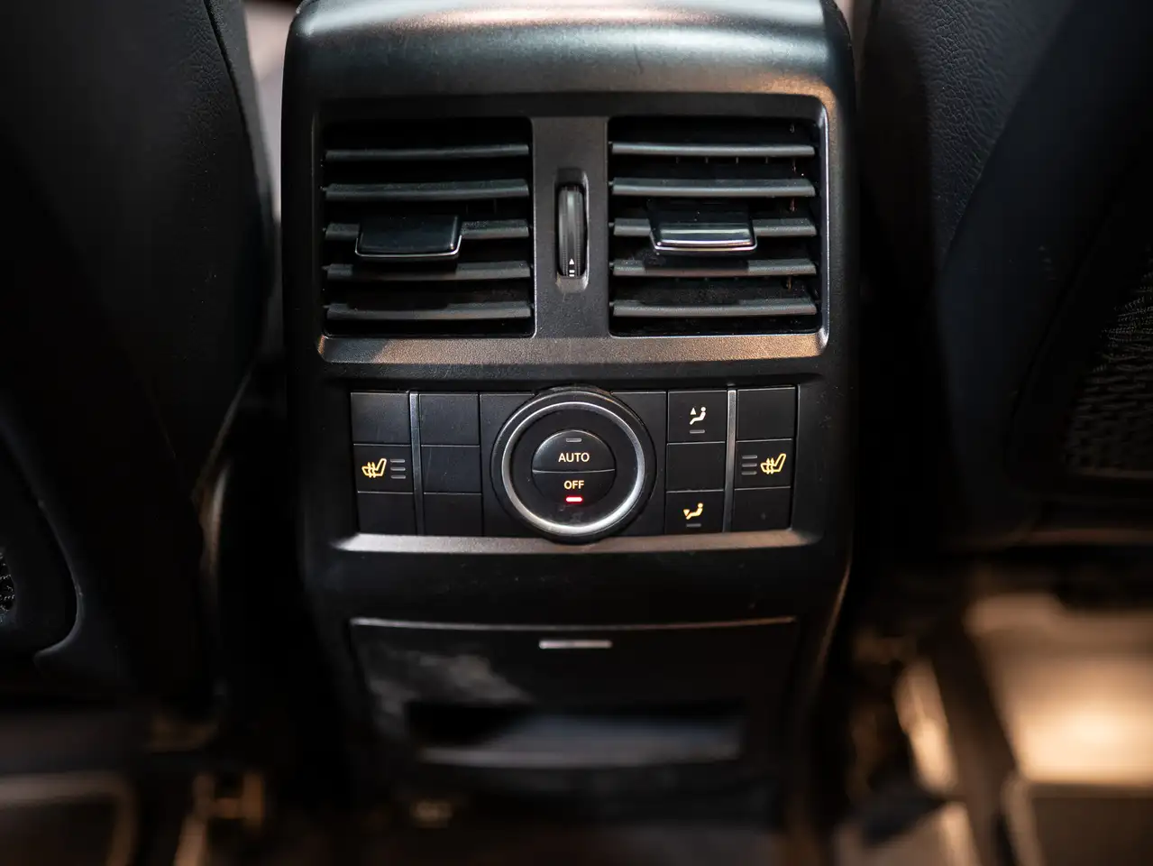 Mercedes-Benz GLS снимка Mercedes-Benz GLS