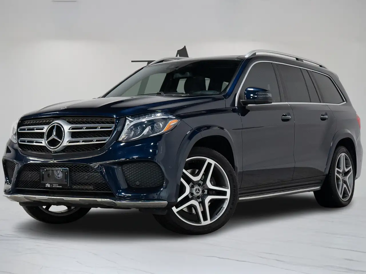 2018 Mercedes-Benz GLS | $ 43,900 | 46,694 km | Gasoline SUV for