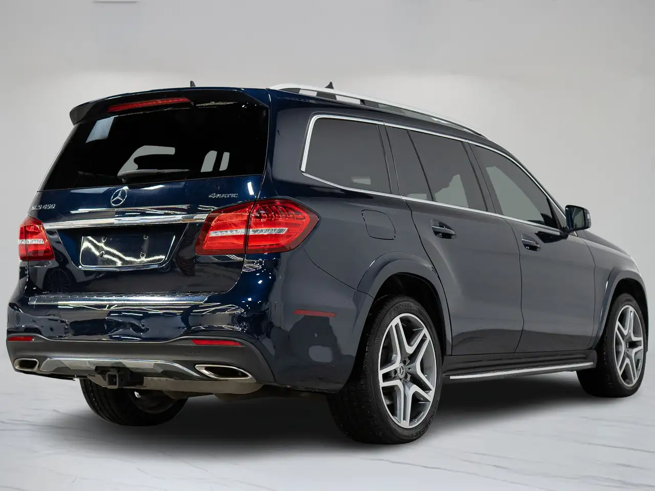 Mercedes-Benz GLS снимка Mercedes-Benz GLS