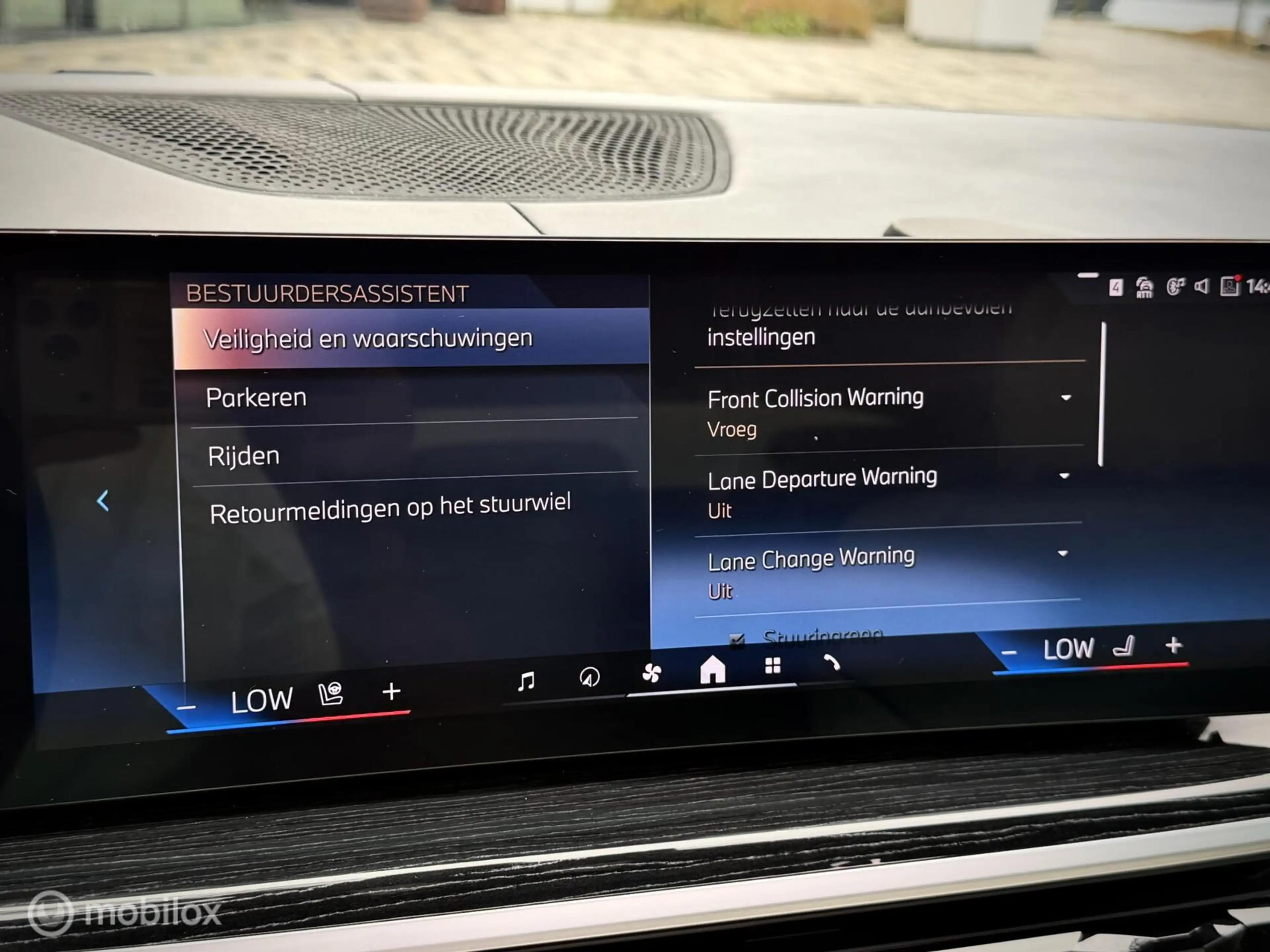 BMW X5 xDrive50e M-Sport |Pano |Skylounge |Massage |Koeli — photo 36
