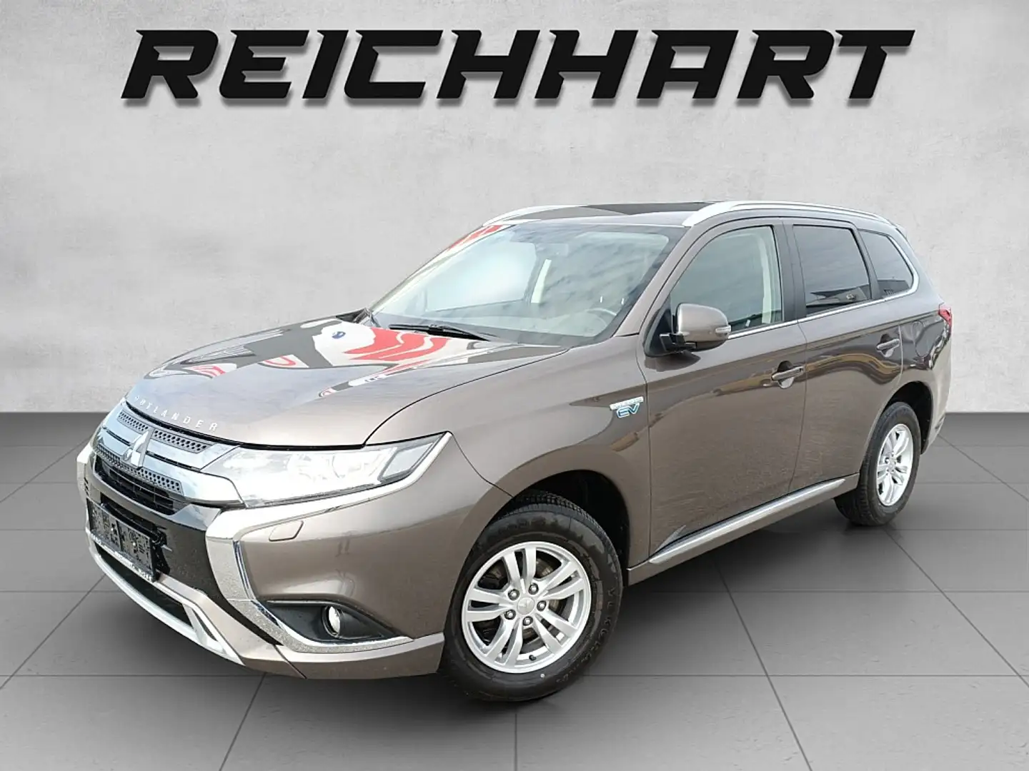 Mitsubishi Outlander 2,4 PHEV Intense - 1