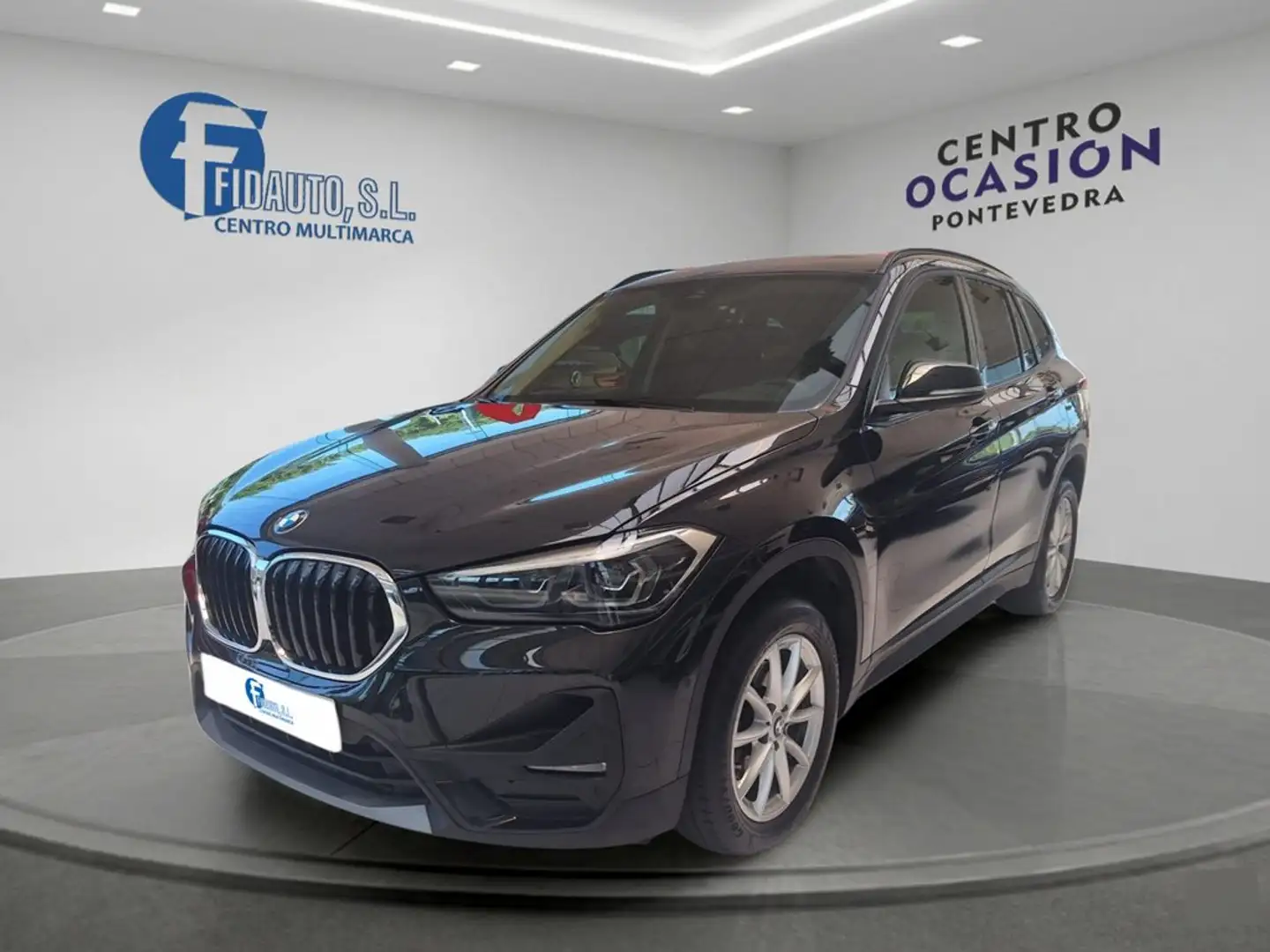 BMW X1 sDrive 18dA Negro - 1