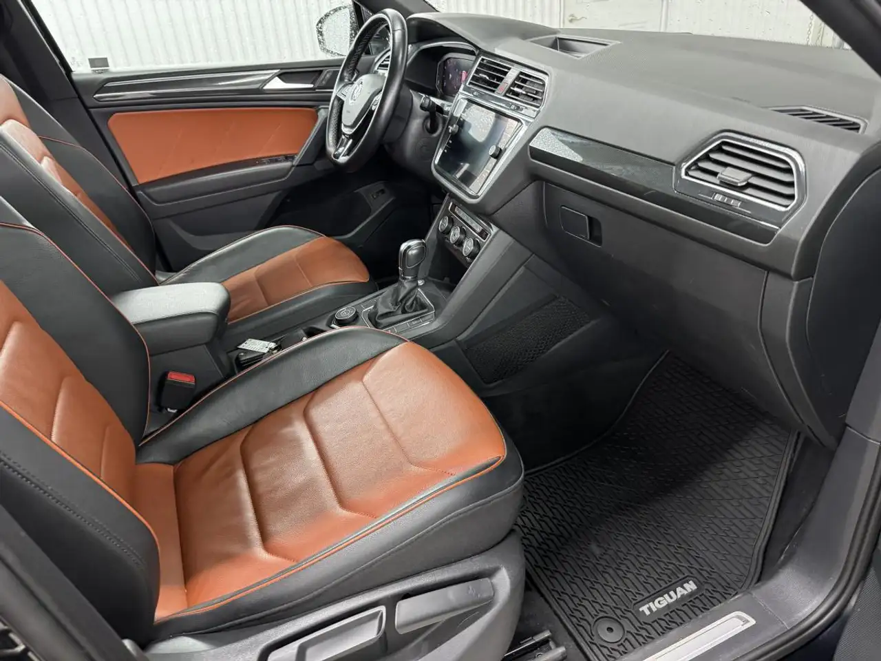 Volkswagen Tiguan снимка Volkswagen Tiguan