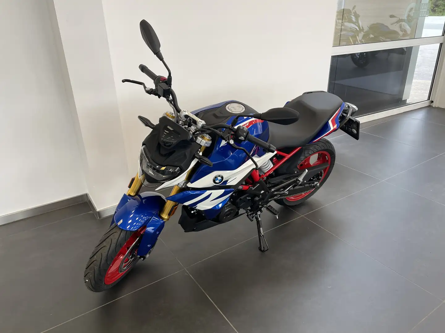 BMW G 310 R Bleu - 2