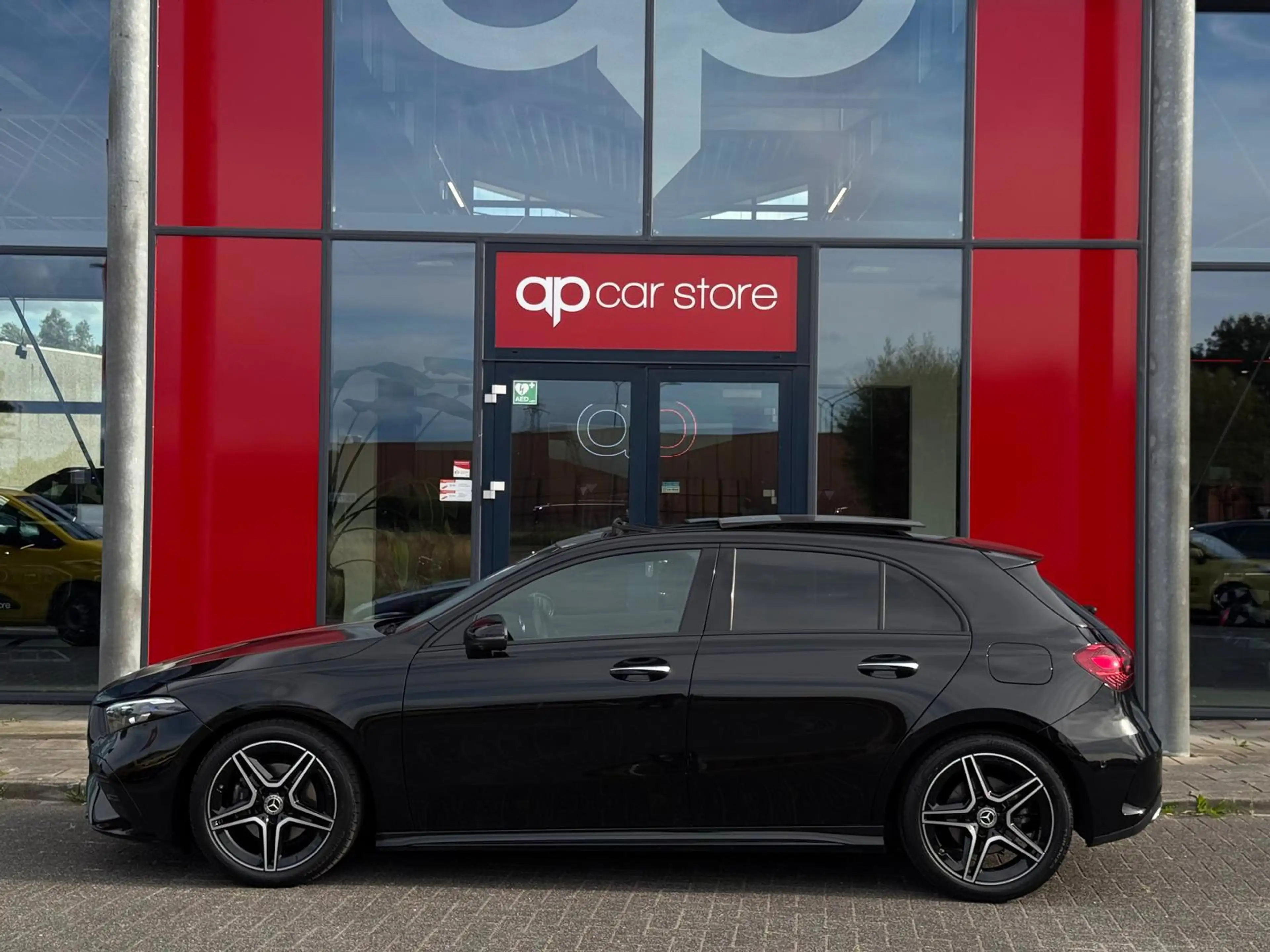 Mercedes-Benz A 200 AMG Facelift | Panorama | Head Up | Memory Seats | — photo 6
