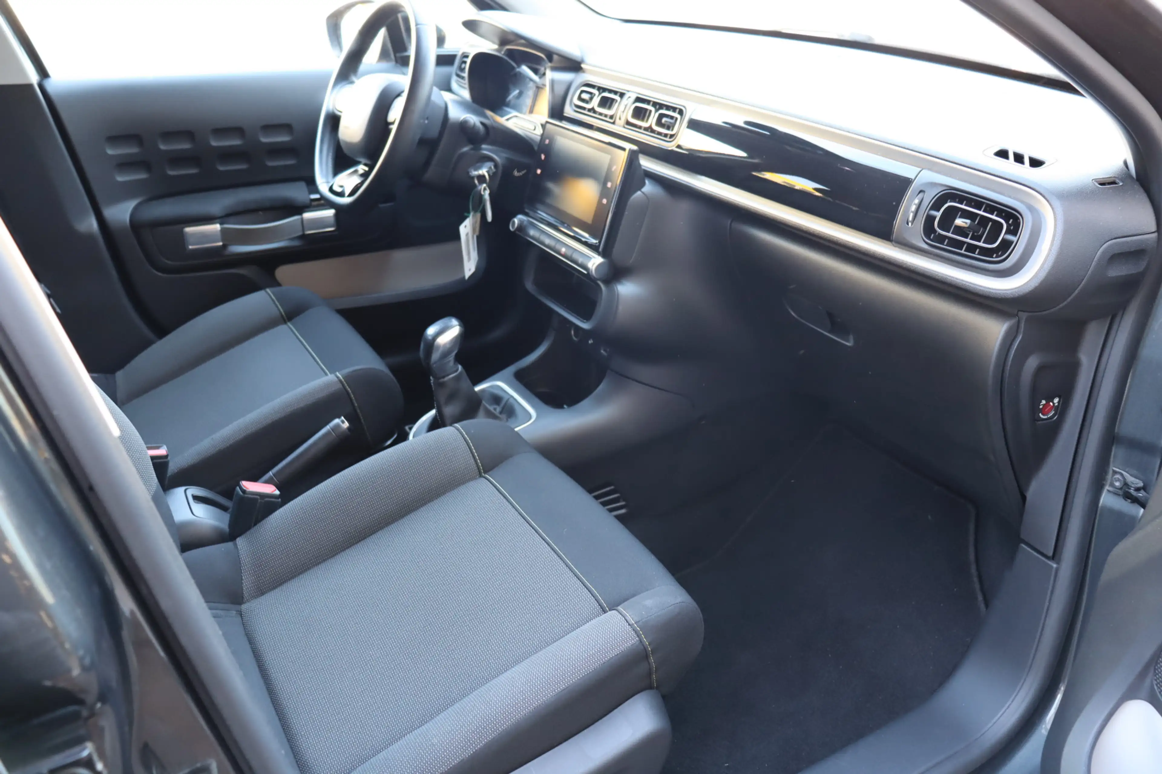 Citroen C3 1.2 PureTech Shine, Cruise Control, Airco, Camera, — photo 11