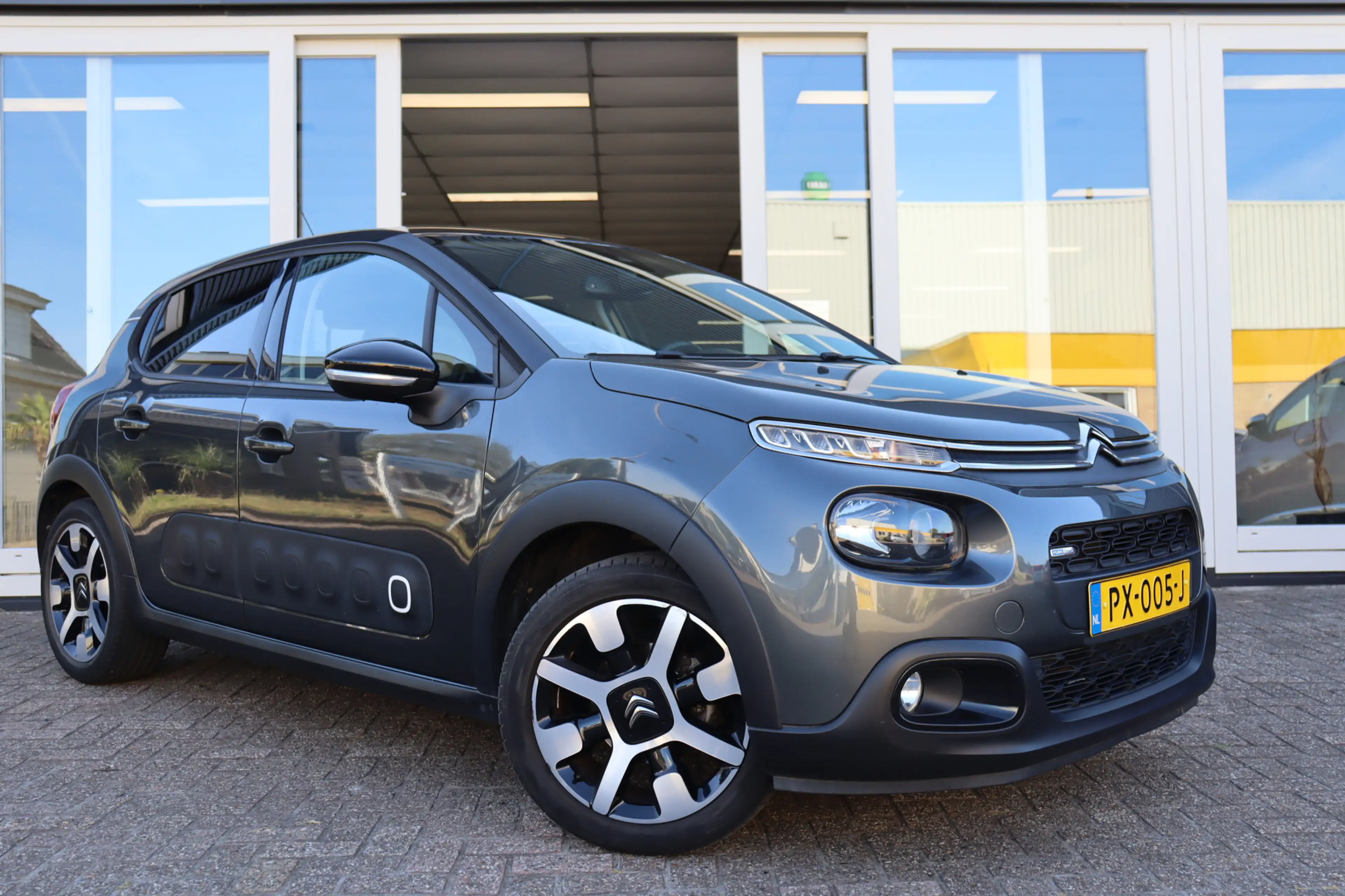 Citroen C3 1.2 PureTech Shine, Cruise Control, Airco, Camera, — photo 3