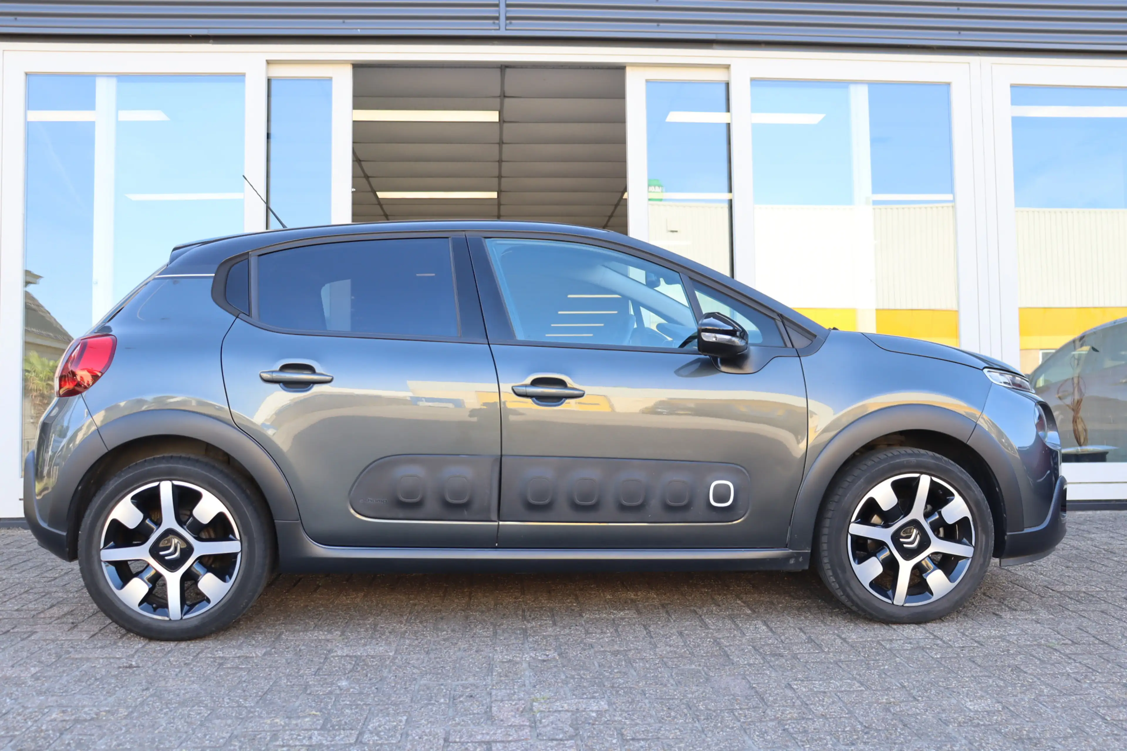 Citroen C3 1.2 PureTech Shine, Cruise Control, Airco, Camera, — photo 4