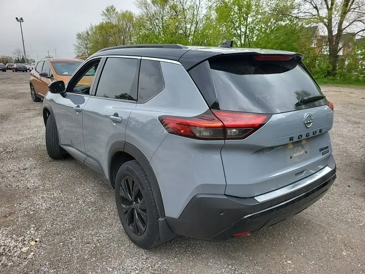 Nissan Rogue снимка Nissan Rogue