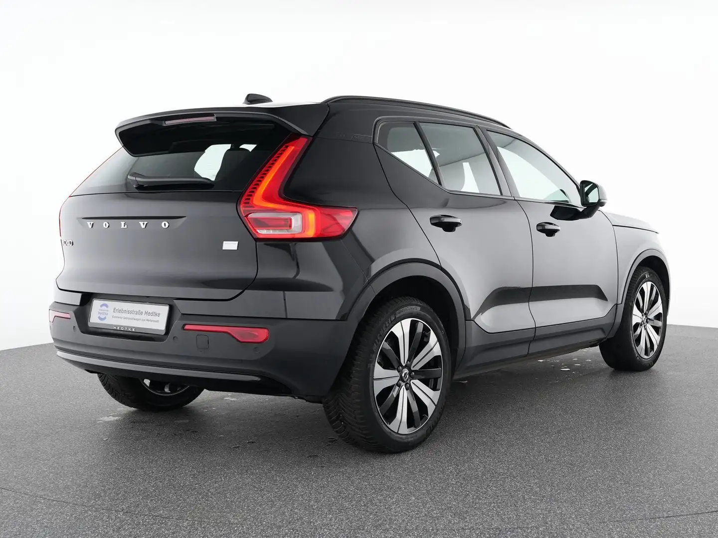 Volvo XC40 Recharge Ultimate 19"+WINTER-PAKET Schwarz - 2