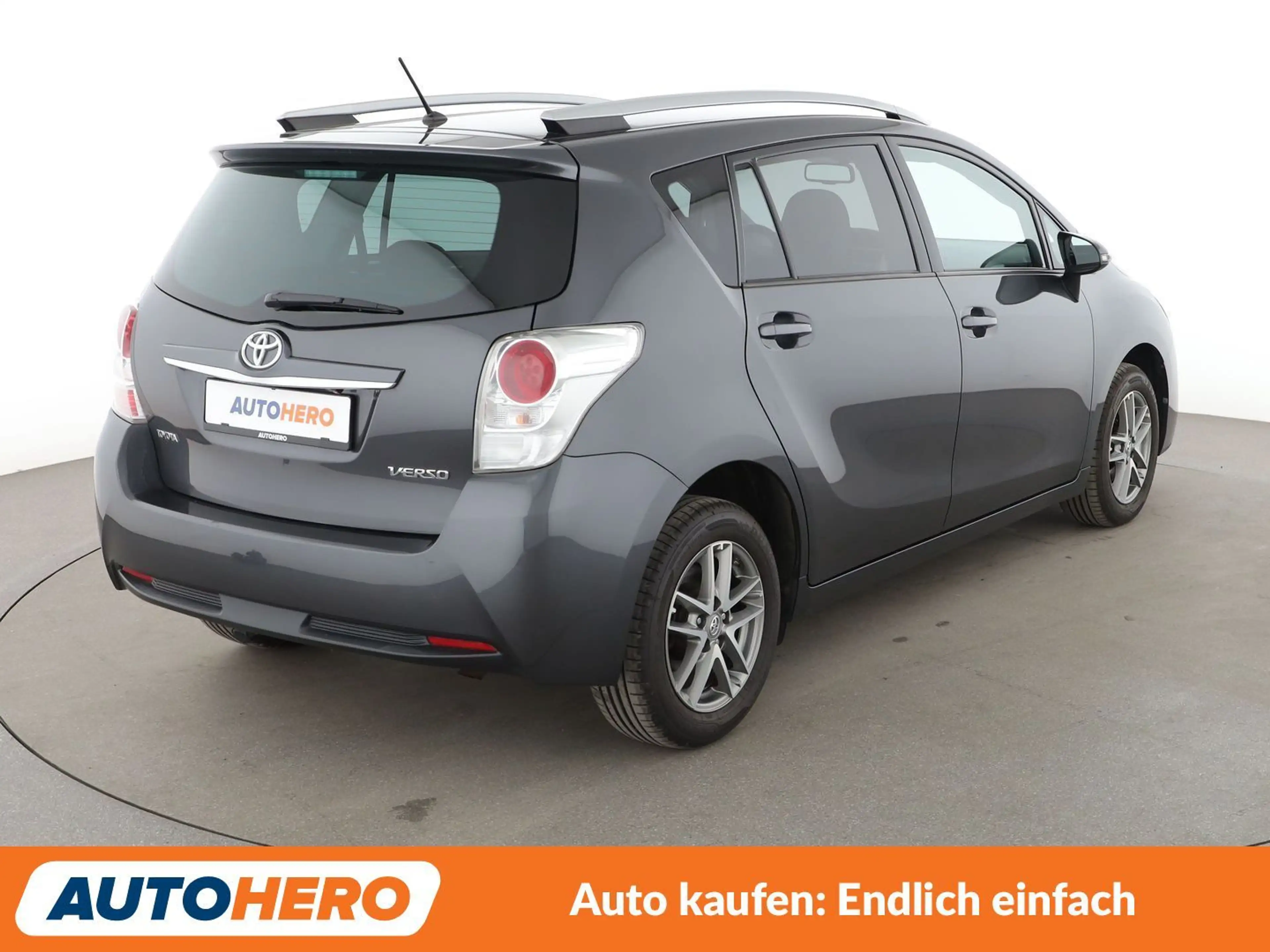 Toyota Verso 1.8 Comfort*TEMPO*CAM*SHZ*LIM*ALU*NAVI*ALU* — photo 6