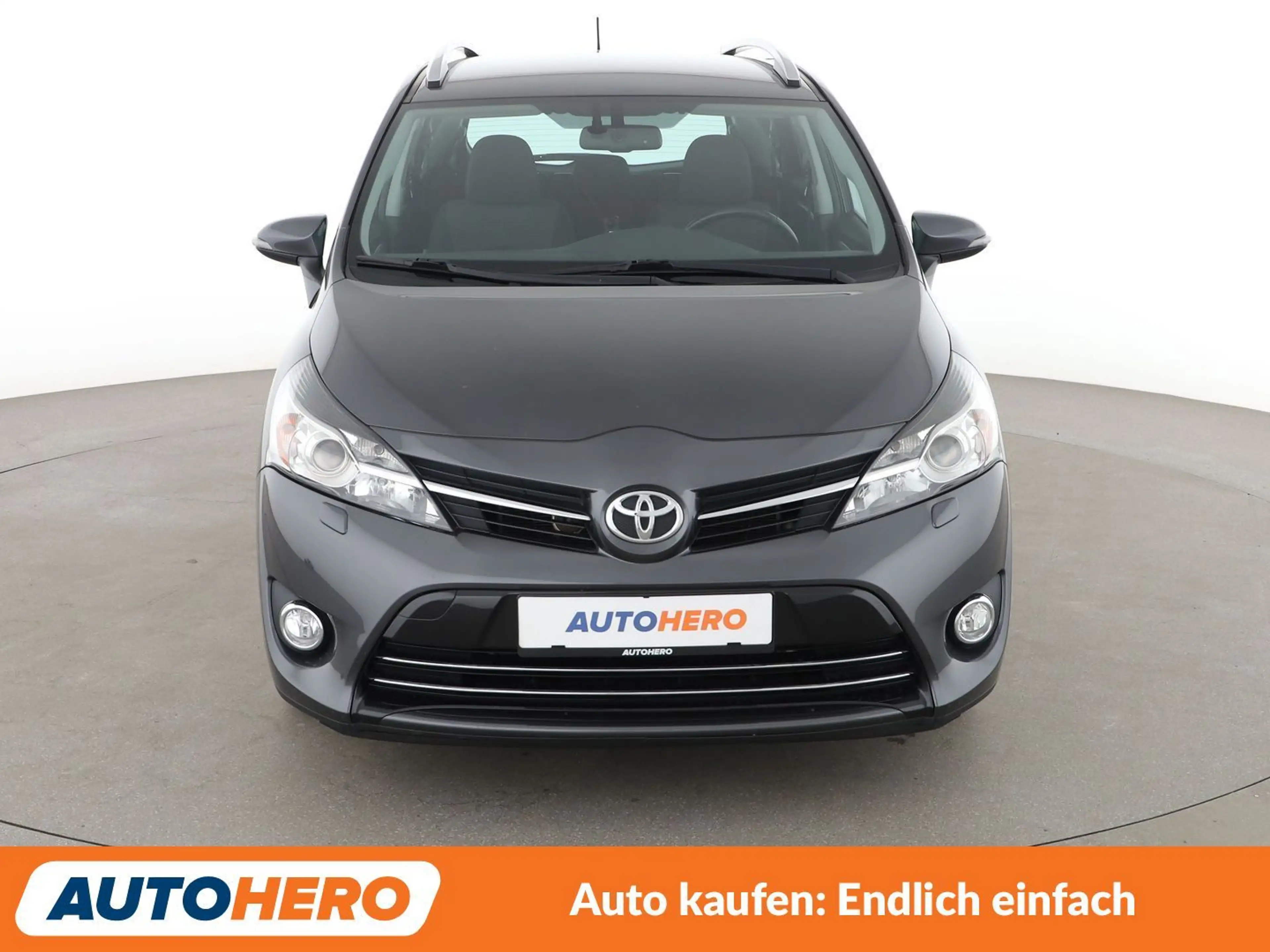 Toyota Verso 1.8 Comfort*TEMPO*CAM*SHZ*LIM*ALU*NAVI*ALU* — photo 9
