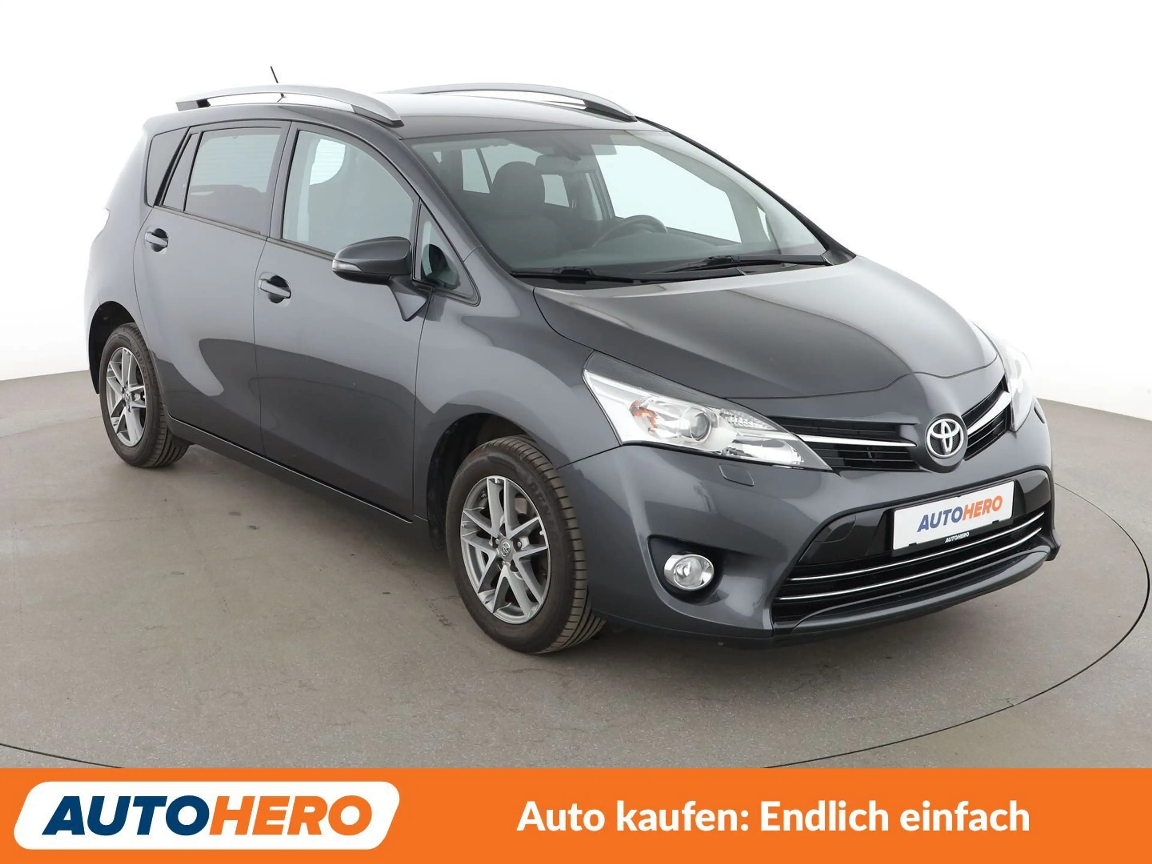 Toyota Verso 1.8 Comfort*TEMPO*CAM*SHZ*LIM*ALU*NAVI*ALU* — photo 8