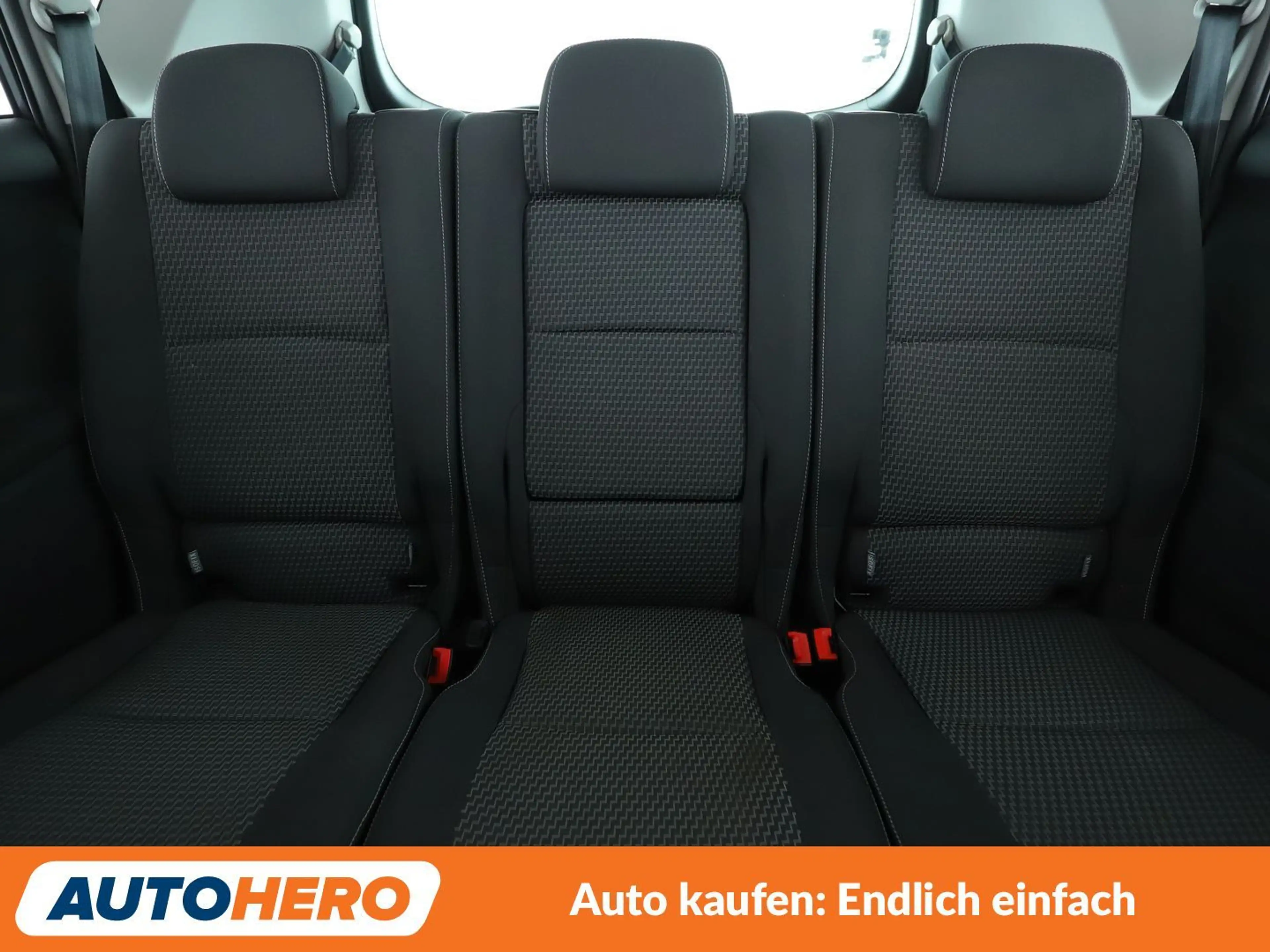 Toyota Verso 1.8 Comfort*TEMPO*CAM*SHZ*LIM*ALU*NAVI*ALU* — photo 15